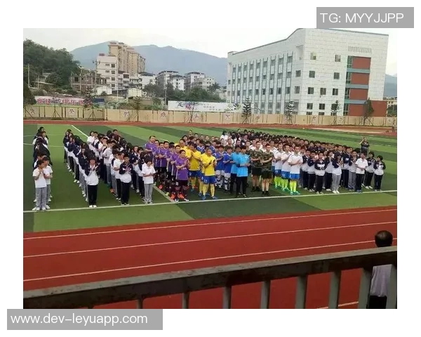 广州体育学院足球场周边环境及设施介绍与活动推荐 广州体育学院足球场周边环境及设施介绍与活动推荐